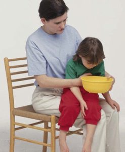 Kind erbricht