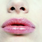 Behandlung des Abblätterns der Lippen