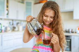 Durchfall mit Wasser bei einem Kind ohne Fieber: wie zu behandeln, was zu tun ist