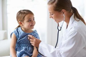 Kontaktaufnahme mit einem Kinderarzt