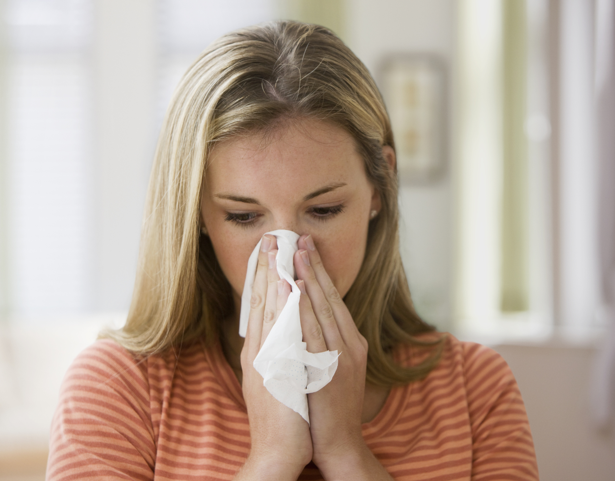 Allergy to dust: symptoms and treatment