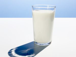 Ein Glas Milch