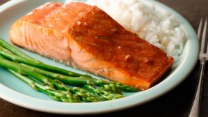 Dieta pro pálení žáhy: správná výživa, účinek potravin na pálení žáhy, přibližné menu na týden