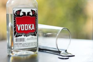 Ethanol v alkoholu