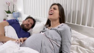 Wehen einer schwangeren Frau