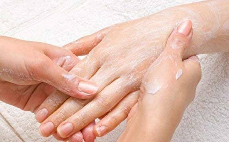 Professionell skönhetsvård: massage, manikyr