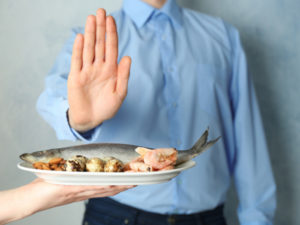 Magenschmerzen nach dem Essen: Gründe, was zu tun ist