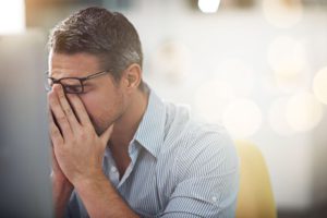Übelkeit mit VSD: Gründe, wie man sie loswird