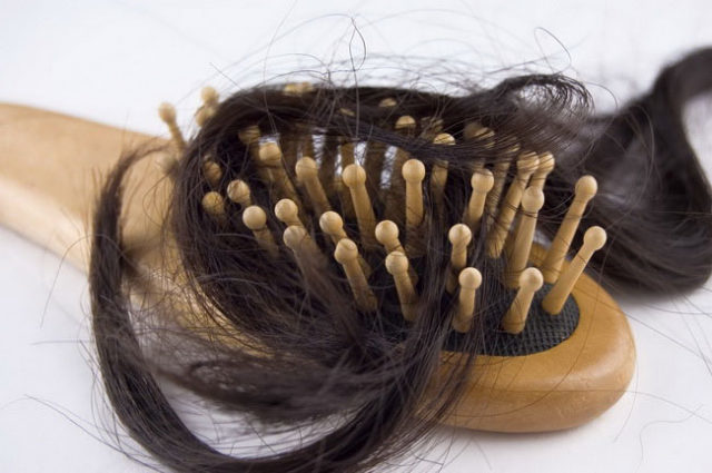 Tidigt håravfall hos män: orsaker och behandling